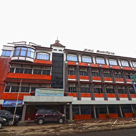 Hotel Sumatera Medan Exteriér fotografie